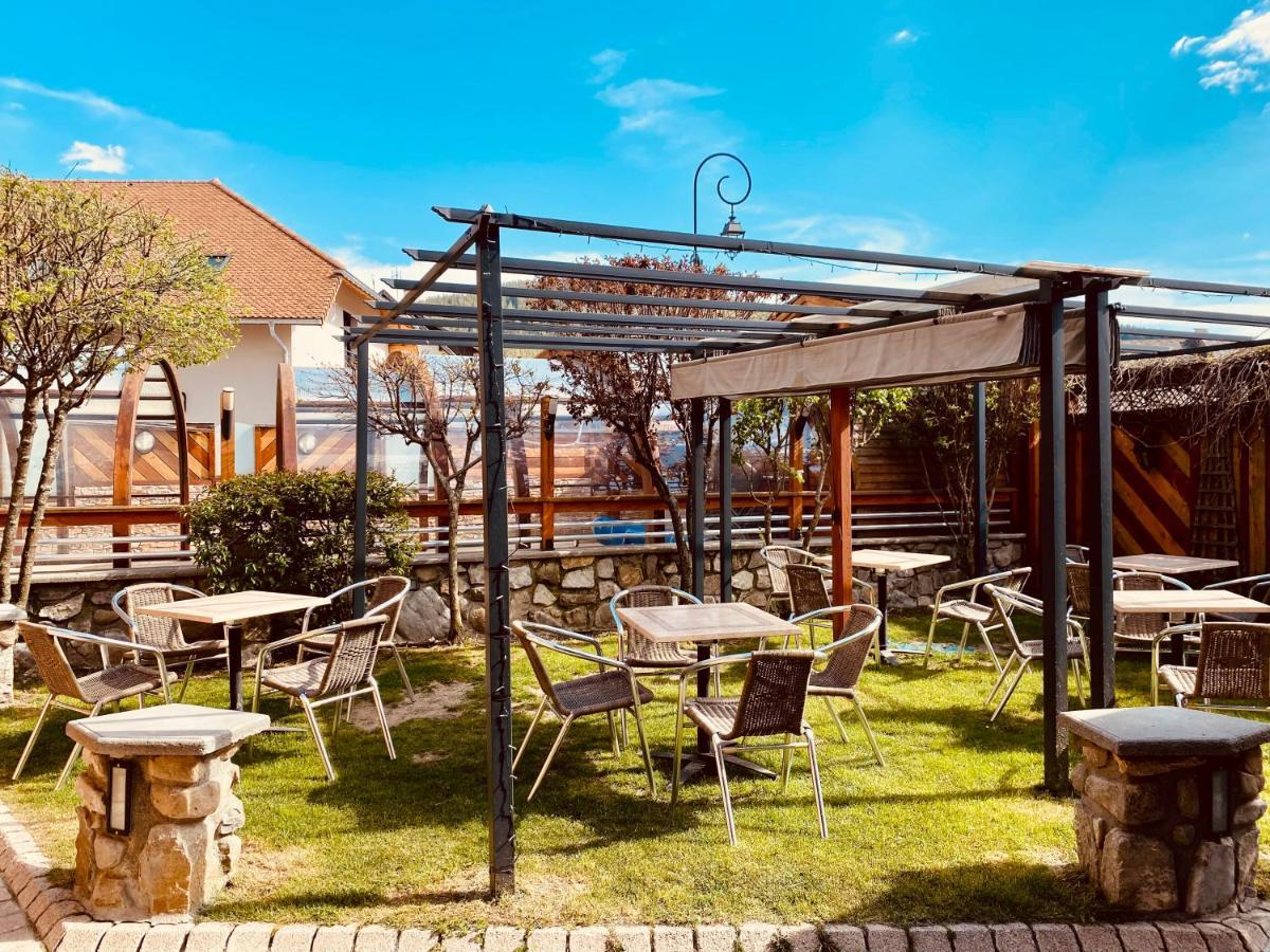 Hotel Les Autanes Spa-Balneotherapie & Restaurant أونسيل المظهر الخارجي الصورة