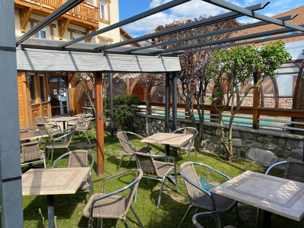 Hotel Les Autanes Spa-Balneotherapie & Restaurant أونسيل المظهر الخارجي الصورة