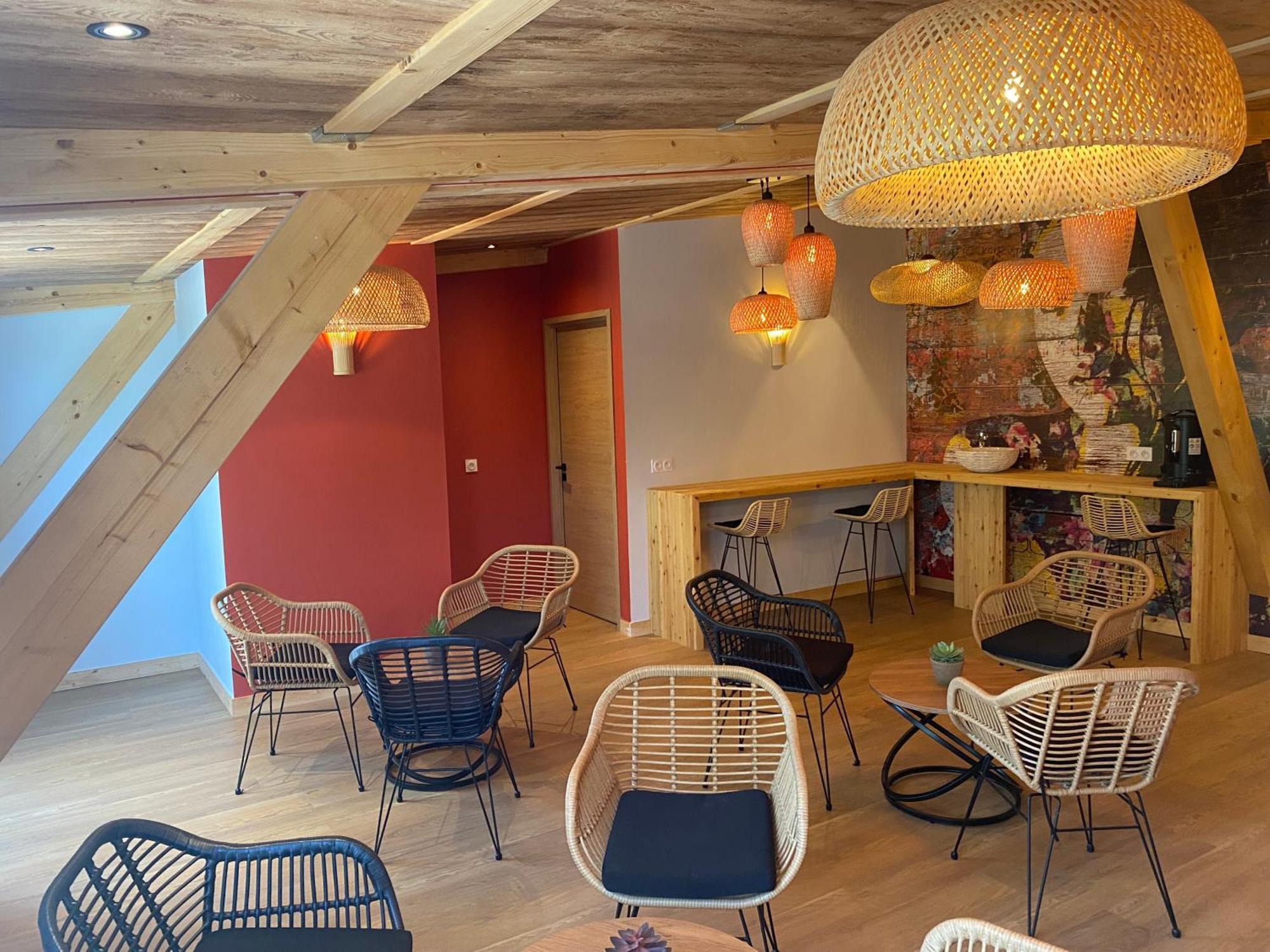 Hotel Les Autanes Spa-Balneotherapie & Restaurant أونسيل المظهر الخارجي الصورة