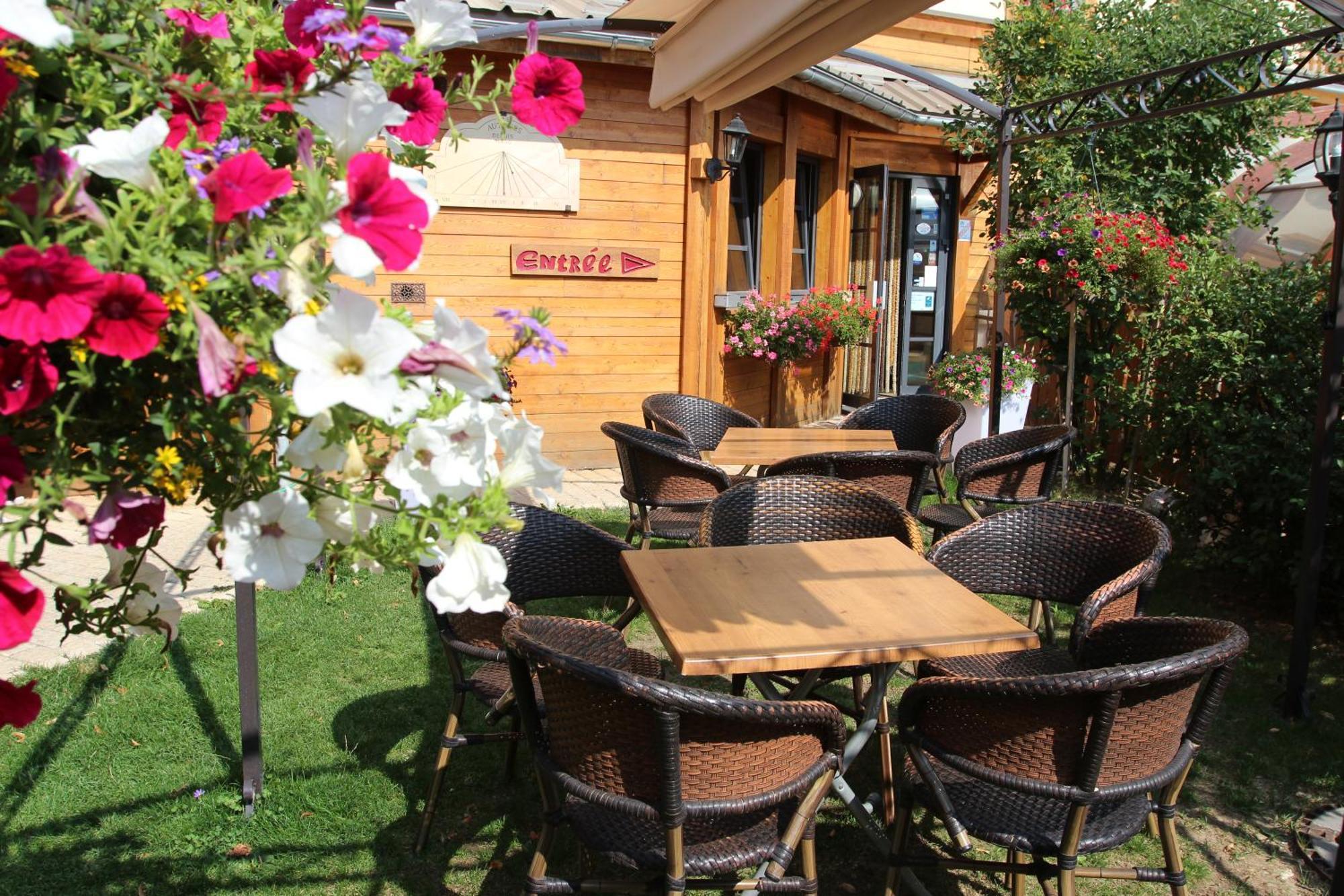 Hotel Les Autanes Spa-Balneotherapie & Restaurant أونسيل المظهر الخارجي الصورة