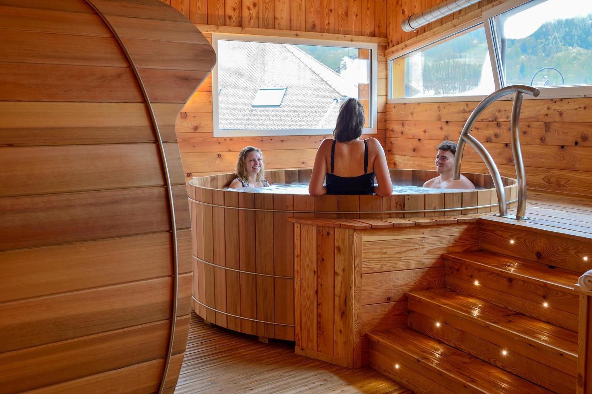 Hotel Les Autanes Spa-Balneotherapie & Restaurant أونسيل المظهر الخارجي الصورة